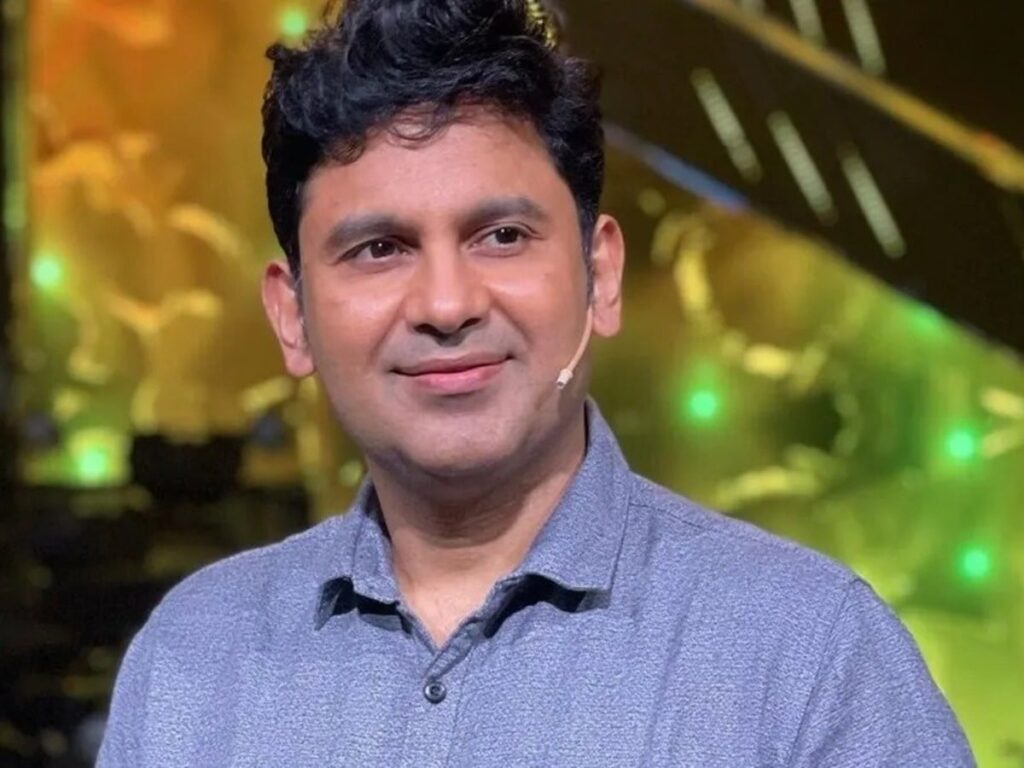 Manoj Muntashir's Emotional Response to Adipurush Controversy: Lessons Learned from Prabhas-Saif's Film