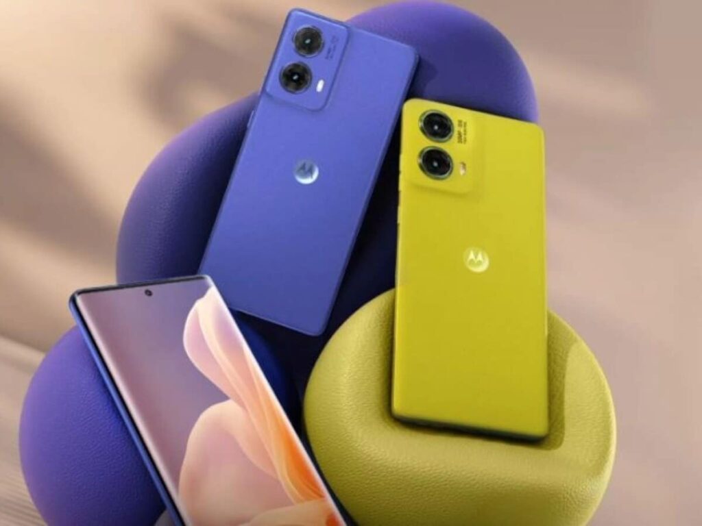 Motorola phone with 32MP selfie camera gets a price drop during Big Billion Day sale