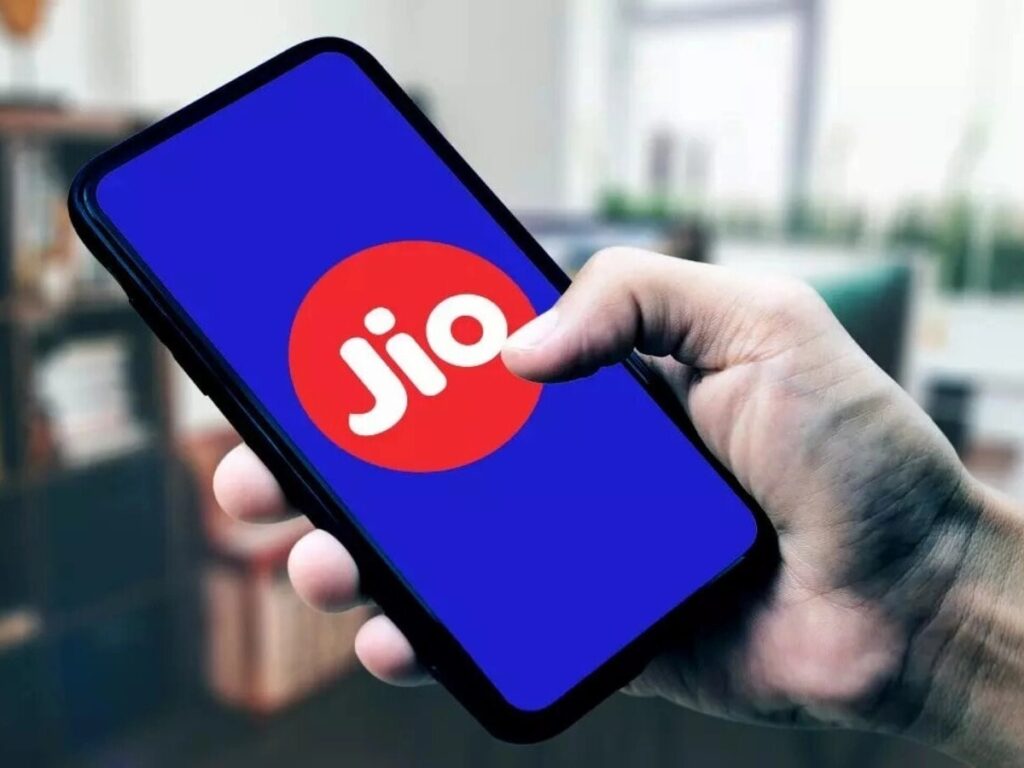 Recharge only to keep SIM active, Jio users have the cheapest plan available.