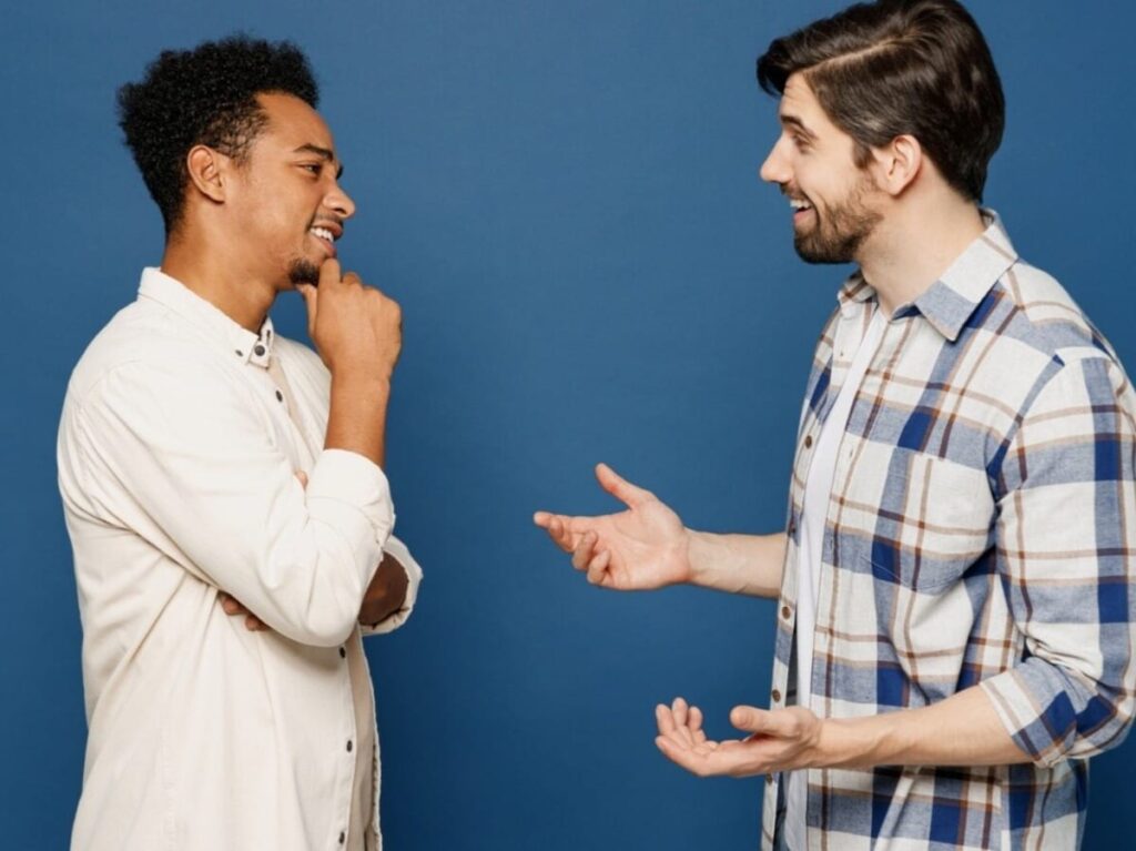 Decode Body Language: Spot Disinterest in Conversations