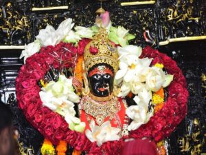 Plan Your Visit to Vindhyavasini Temple in Mirzapur: Here's How to Get There!