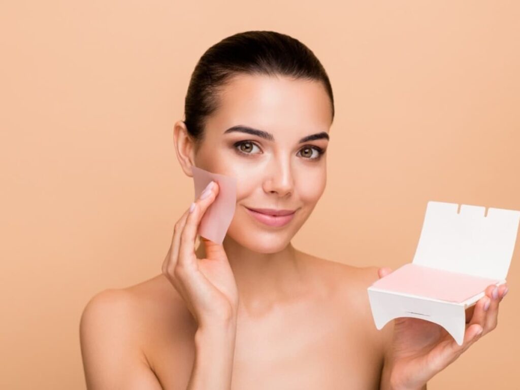 Prep Your Skin for Makeup: Stay Glowy Even in Humid Heat