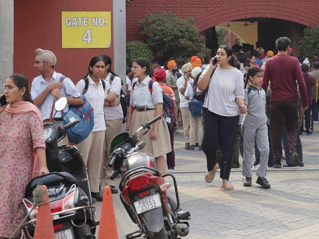 CCTV Cameras in Schools: CBSE Mandates Record of Every Move